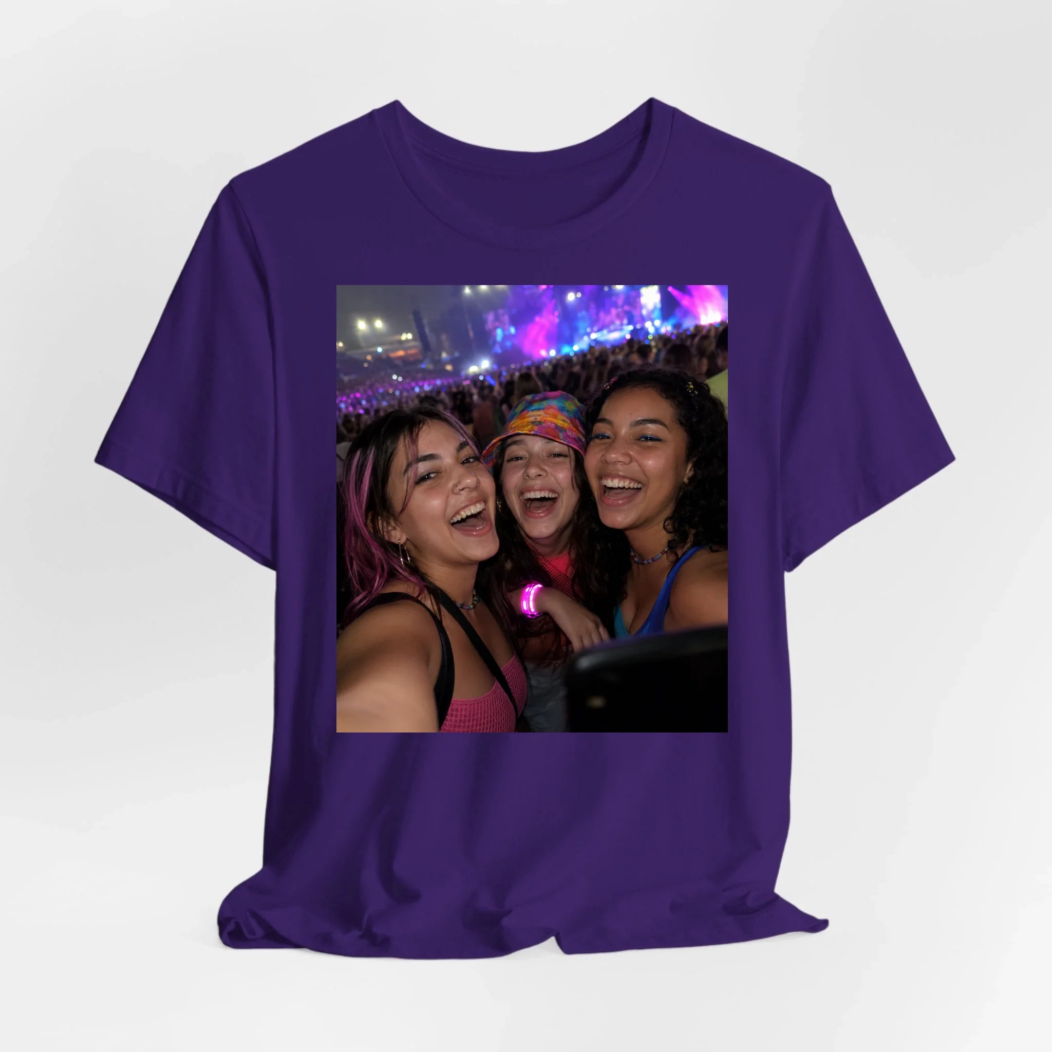 T-ShirtMockupLilaFinalTeeinblue